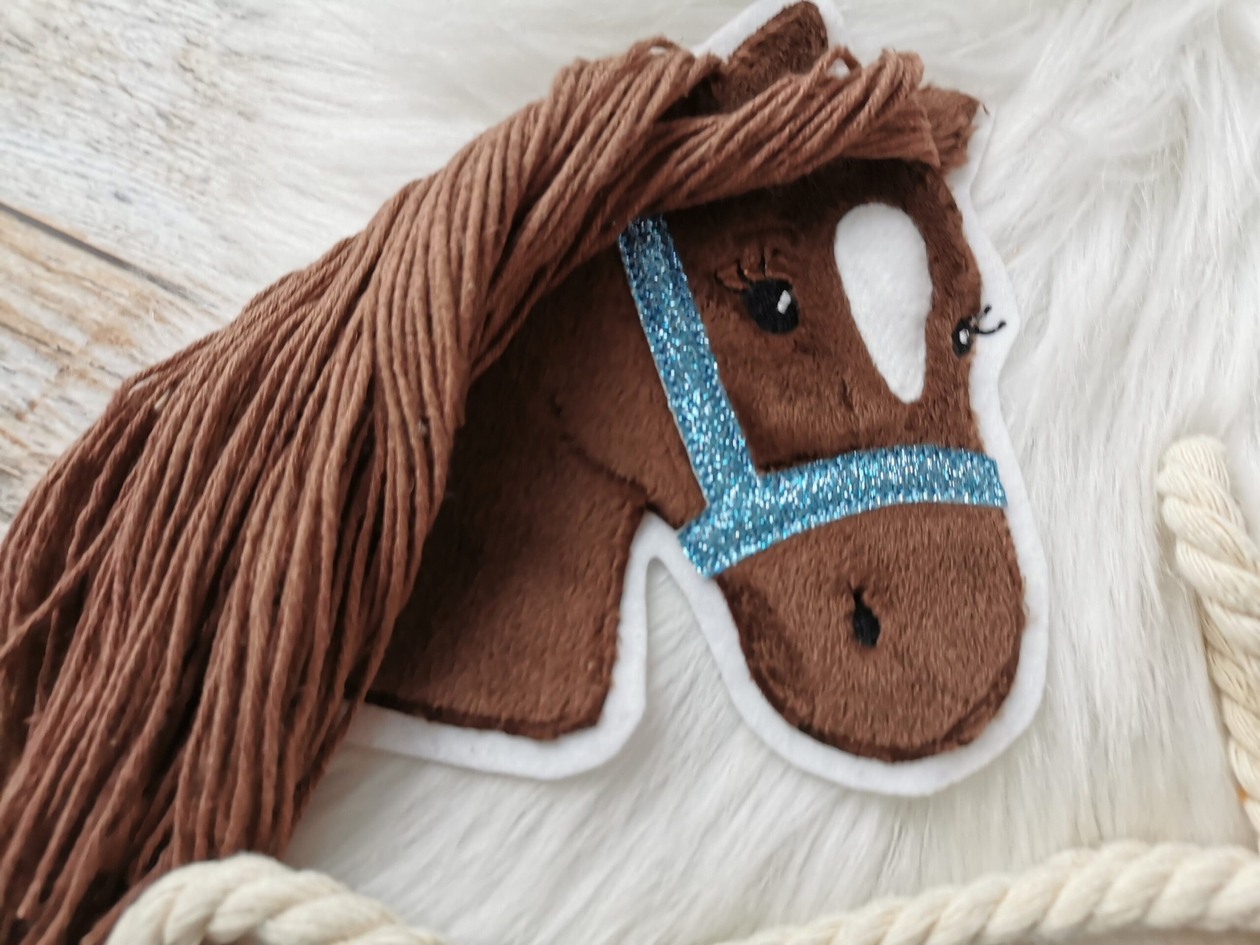 Aufnäher Pony Lulu schokobraun mit Glitzerhalfter – Bild 4