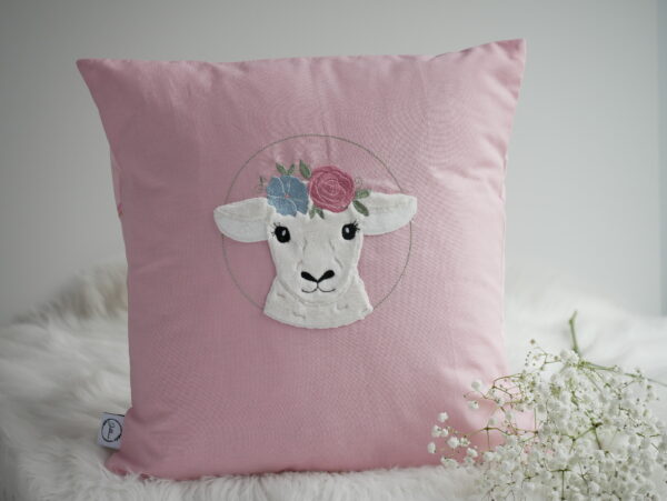 Kissen mit Boho Schaf