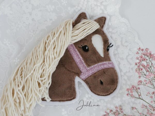 Aufnäher Pferd mit Glitzerhalfter – Bild 2