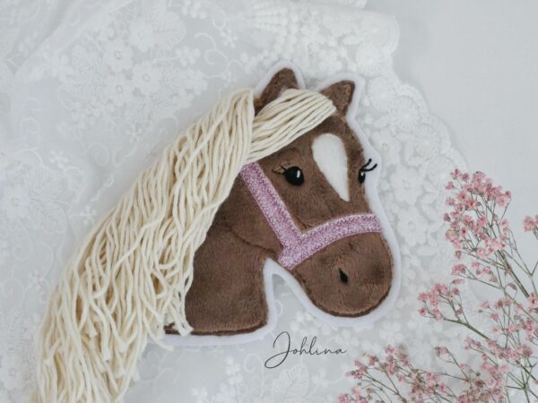 Aufnäher Pferd mit Glitzerhalfter – Bild 3