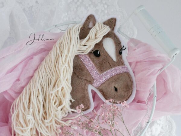 Aufnäher Pferd mit Glitzerhalfter – Bild 4