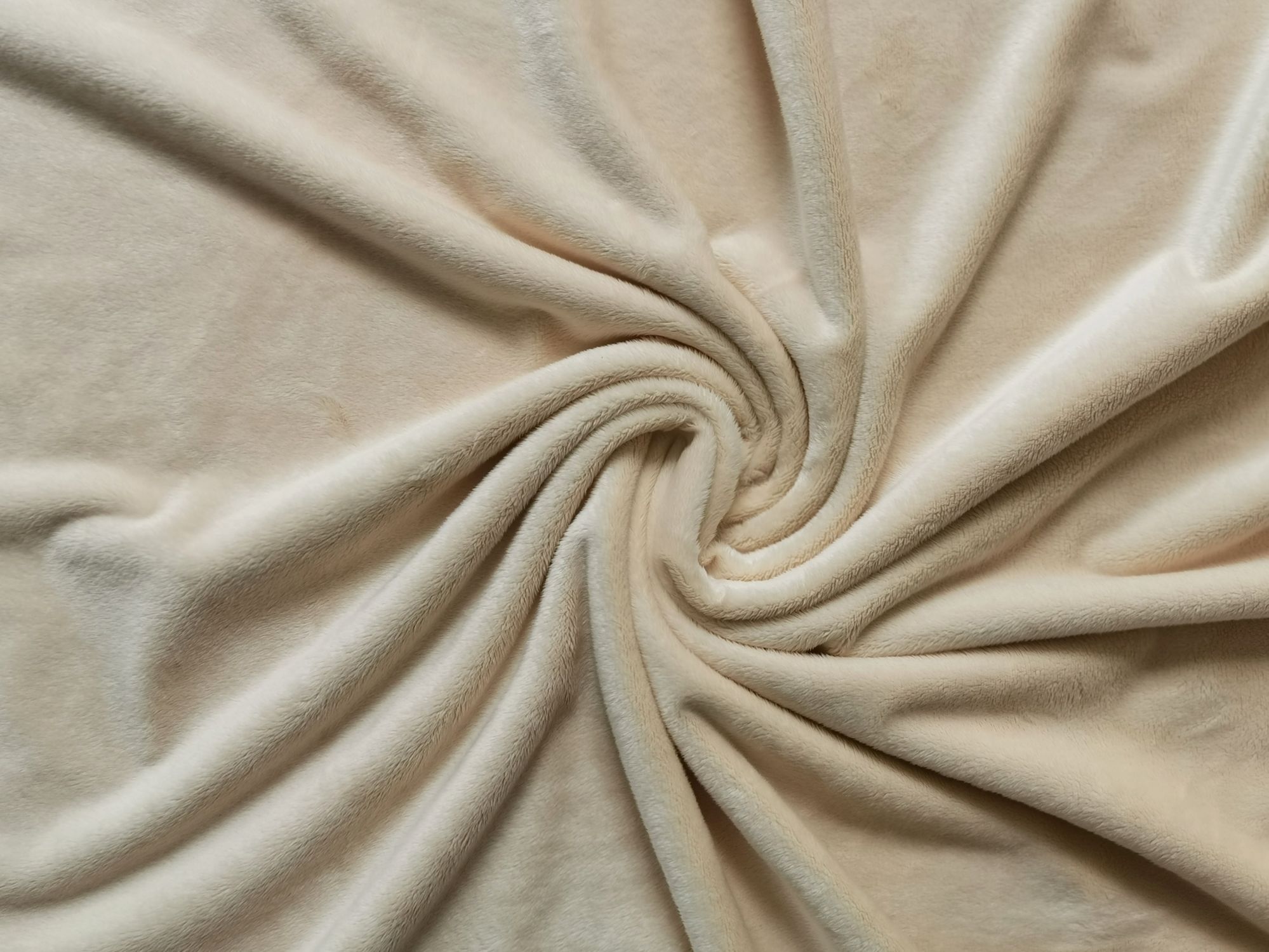 Fellstoff, Kurzhaarplüschstoff ivory – Bild 2