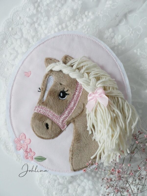 Aufnäher Pony mit flauschiger Mähne – Bild 2