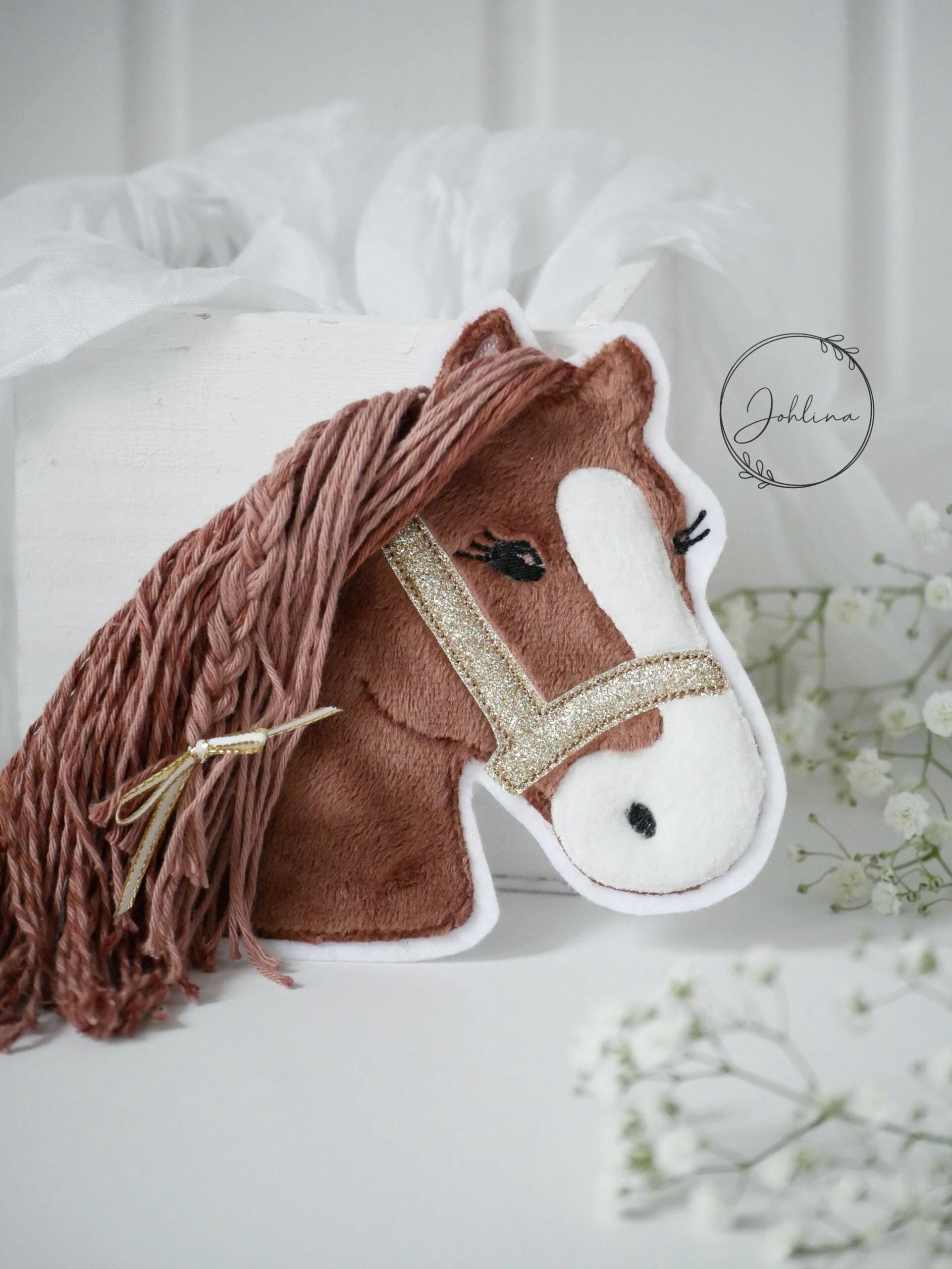 Aufnäher Pferd mit brauner Mähne & Glitzerhalfter