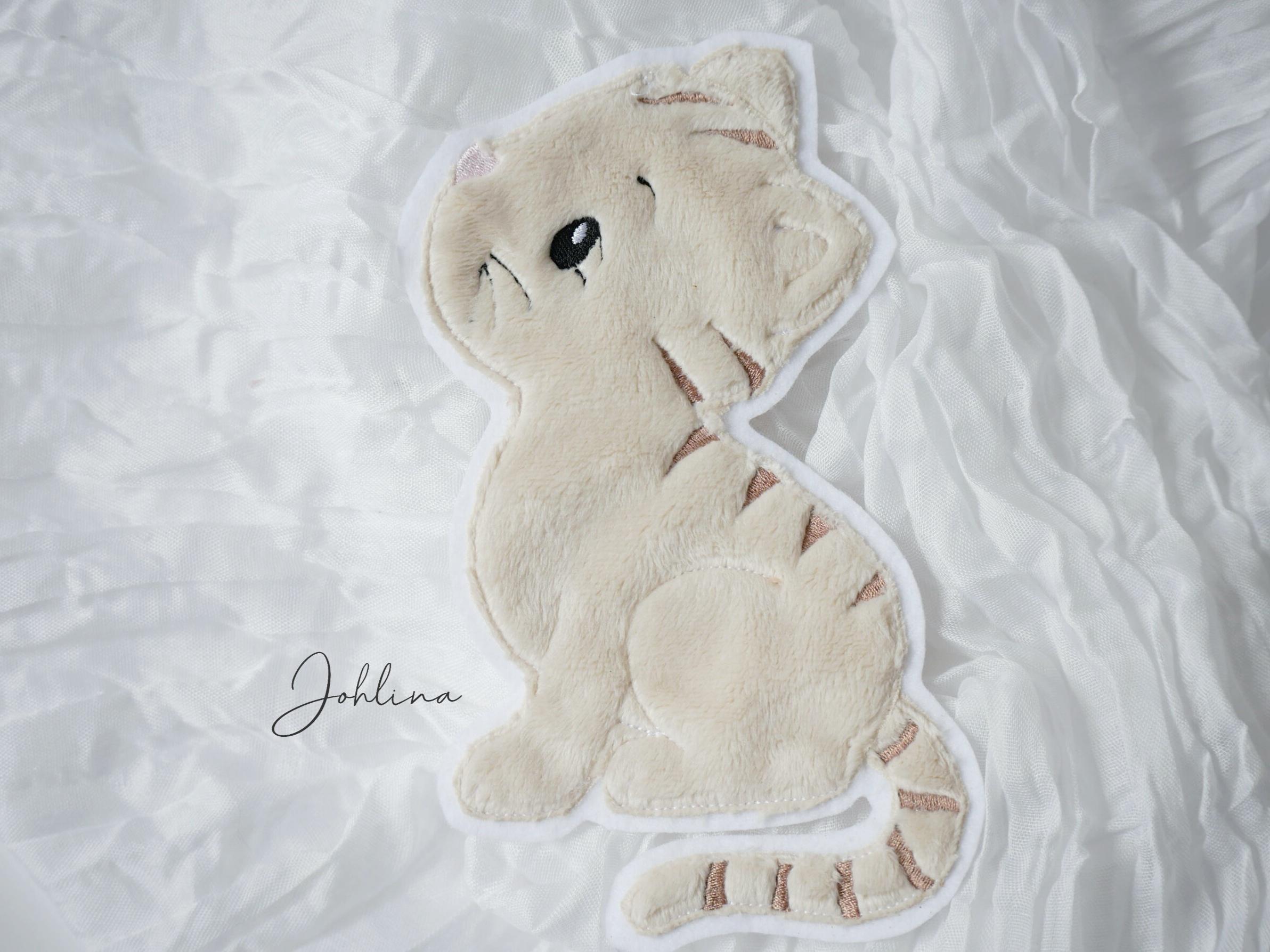 Aufnäher Katze sitzend creme