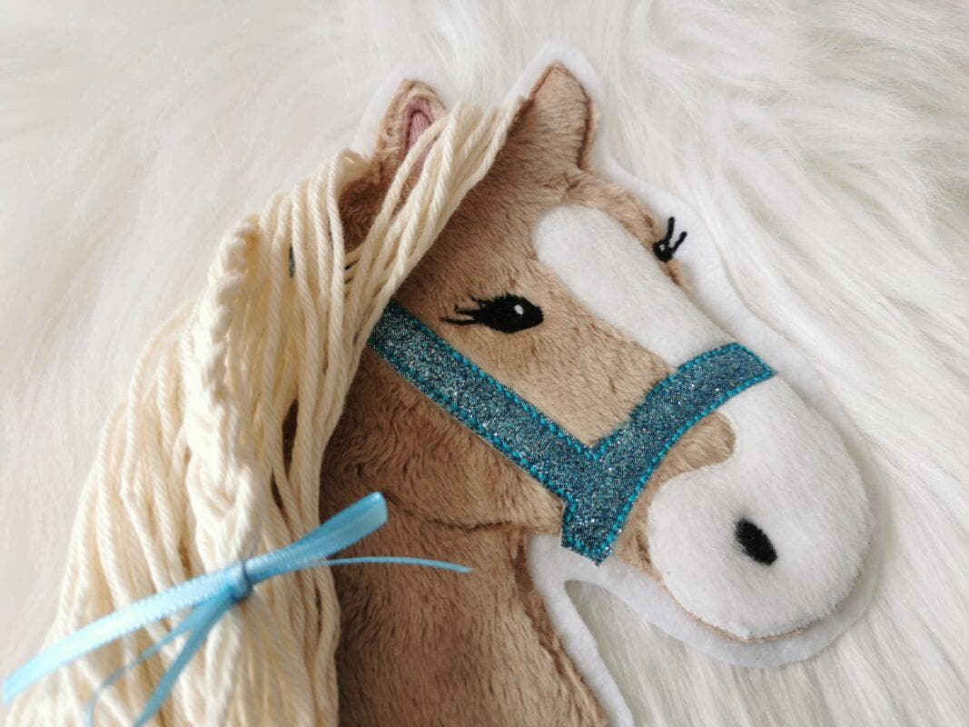 Aufnäher Pferd mittelbraun mit Glitzerhalfter – Bild 6