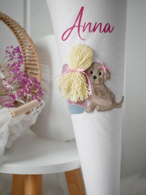 Aufnäher Mädchen mit kleinem Hund