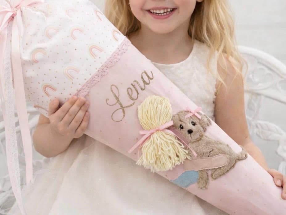 Aufnäher Mädchen mit kleinem Hund – Bild 3