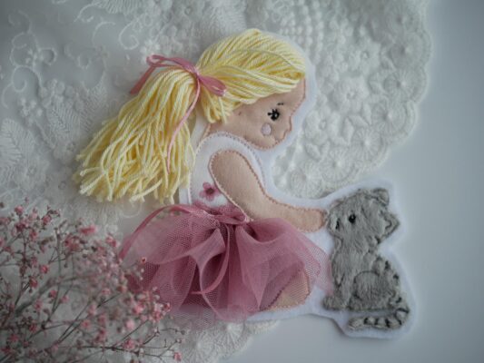 Aufnäher Katzenliebe Katze grau Mädchen (blond)