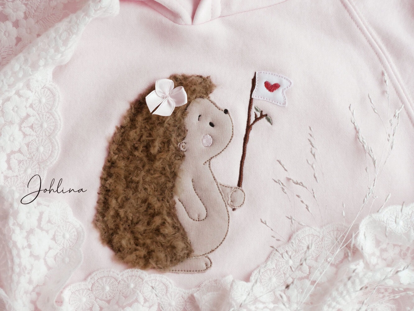 Hoodie mit Igelstickerei – Bild 3